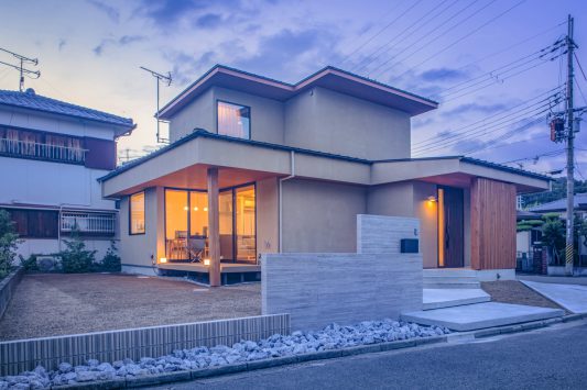 和歌山の家－lean to roof house－