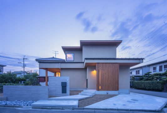 和歌山の家－lean to roof house－